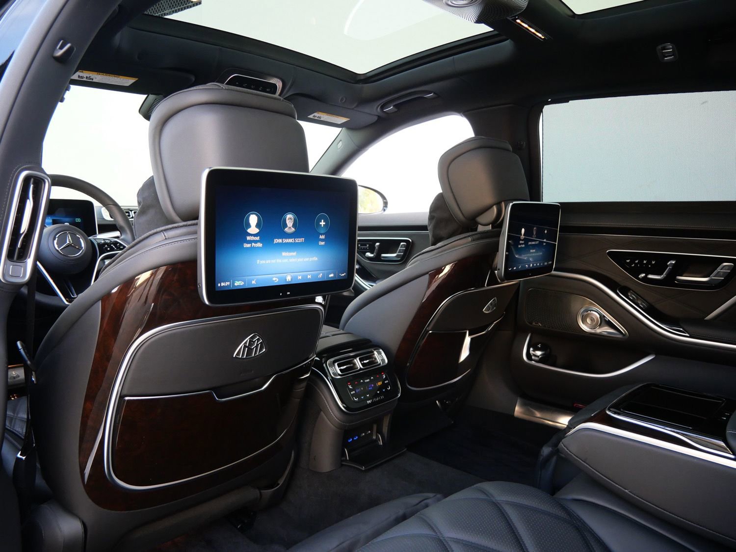 Used 2024 Mercedes-Benz Maybach S 680 4MATIC image 23