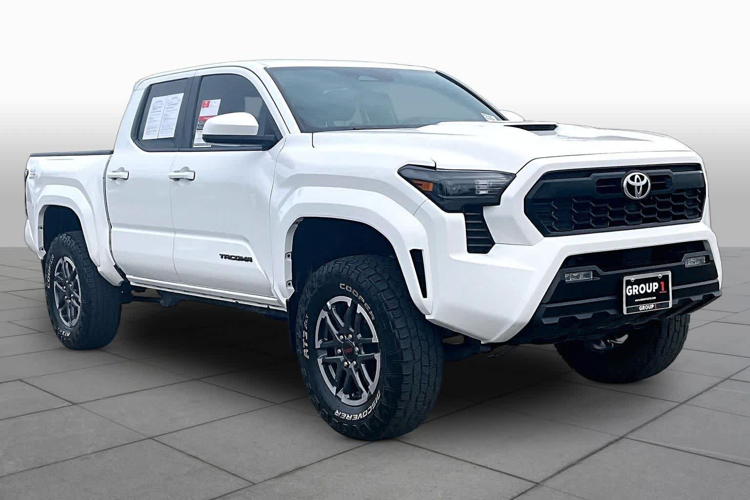 Used 2024 Toyota Tacoma TRD Sport AWD/4WD image 2