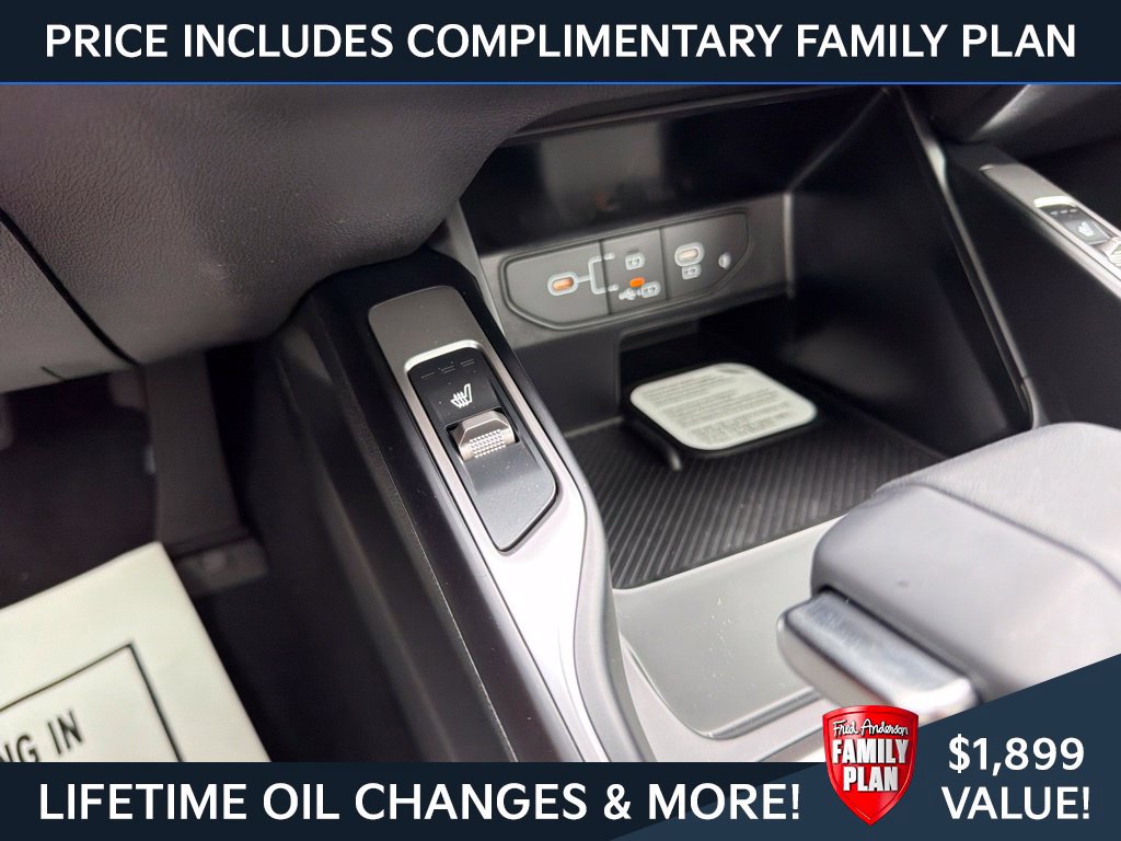 New 2026 Kia Sorento S w/ S Panoramic Sunroof Package FWD image 17