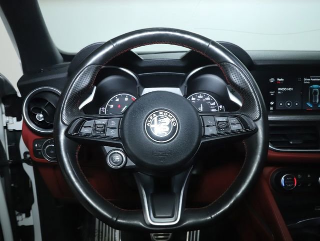 Used 2020 Alfa Romeo Stelvio Ti Sport w/ Quick Order Package 22S Sport image 36