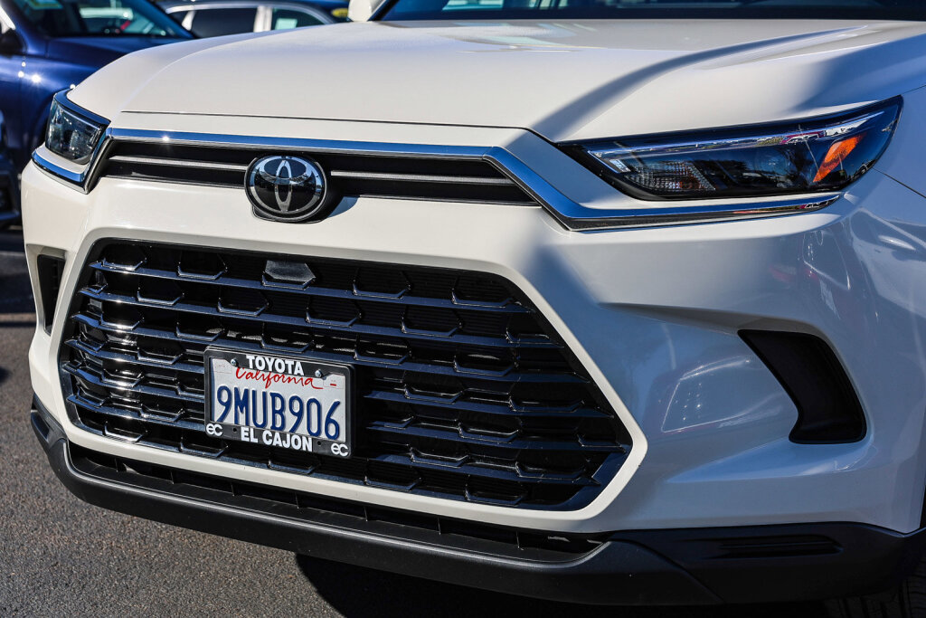 Certified 2024 Toyota Grand Highlander XLE image 20