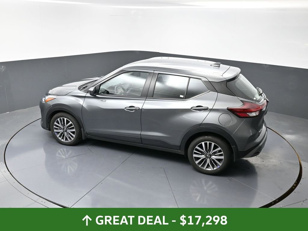 Used 2024 Nissan Kicks SV image 47