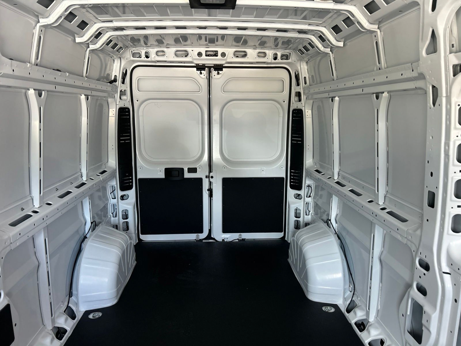 New 2026 RAM ProMaster 2500 w/ Advanced Safety Group FWD image 5