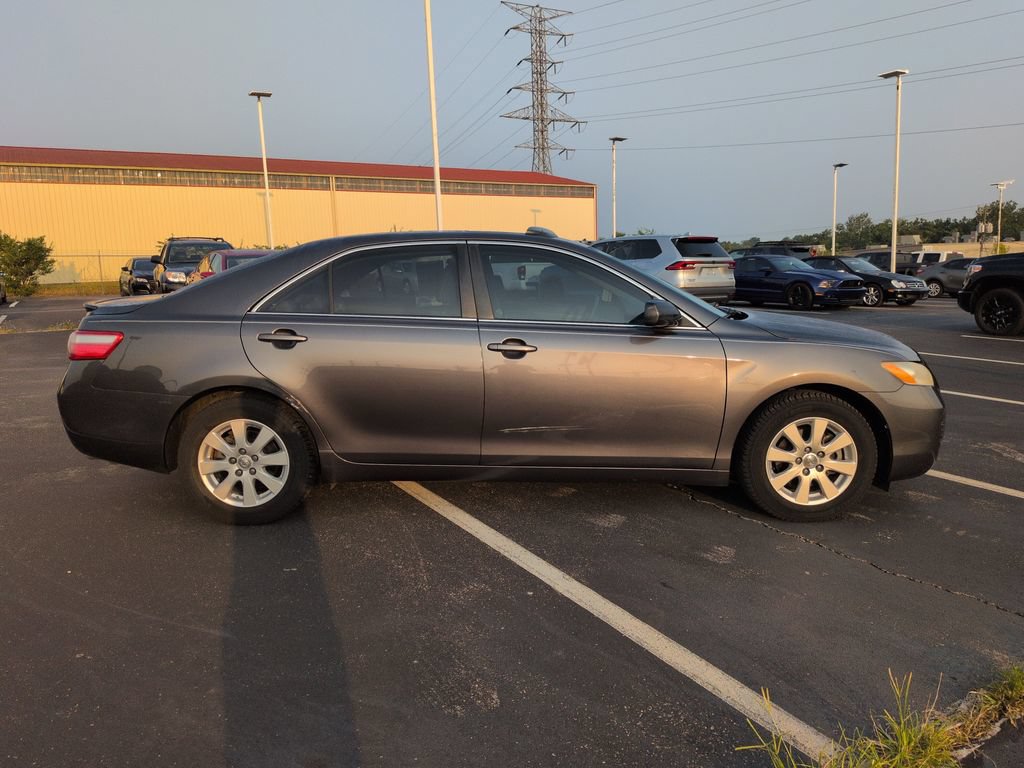 Used 2009 Toyota Camry XLE w/ Leather Pkg FWD image 7