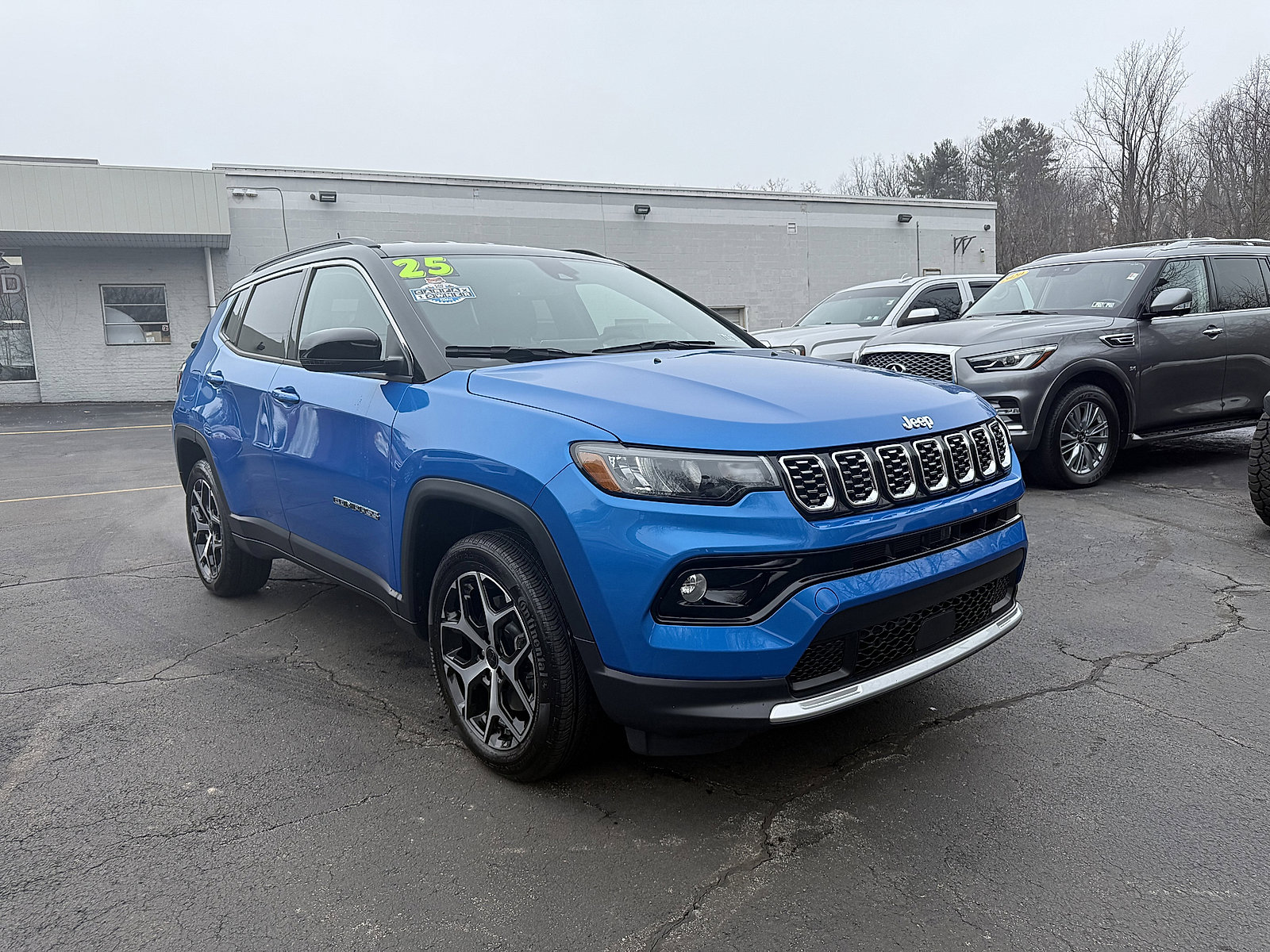 Certified 2025 Jeep Compass Limited image 21