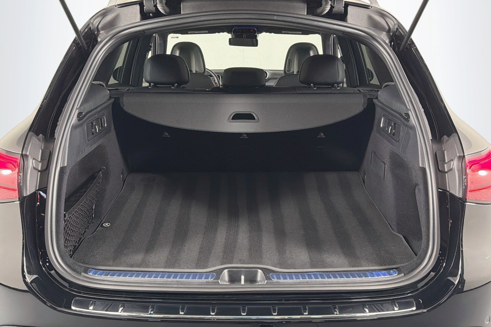 Used 2026 Mercedes-Benz GLC 300 image 23