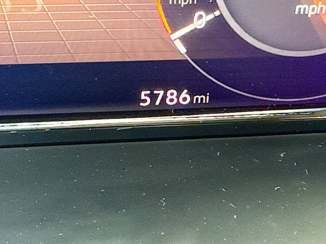 Used 2024 Volkswagen Atlas Peak Edition SEL image 13