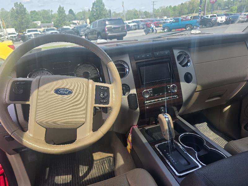 Used 2013 Ford Expedition XLT AWD/4WD image 9