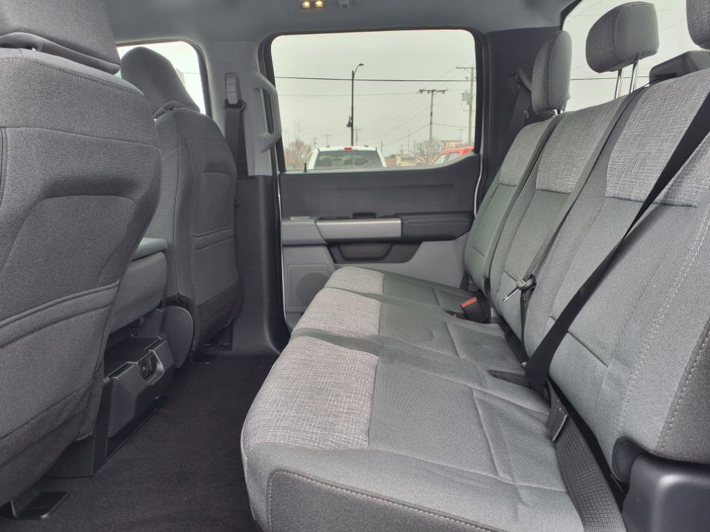 New 2025 Ford F350 XLT image 9