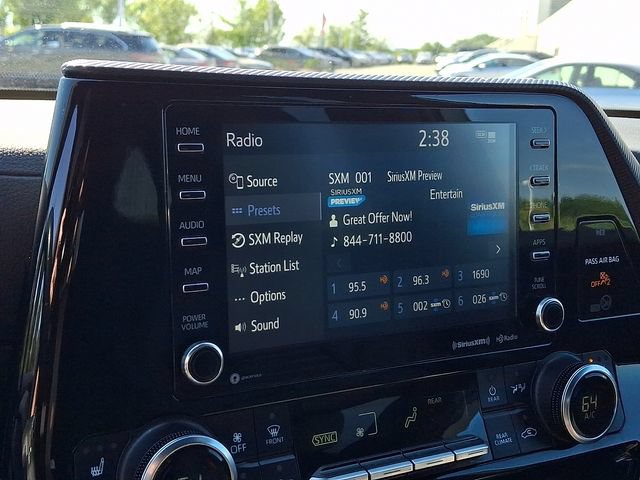 Used 2022 Toyota Highlander XSE AWD/4WD image 18