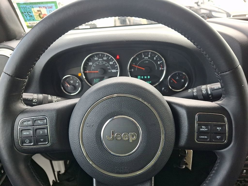 Used 2017 Jeep Wrangler Unlimited Sahara w/ Dual Top Group image 18
