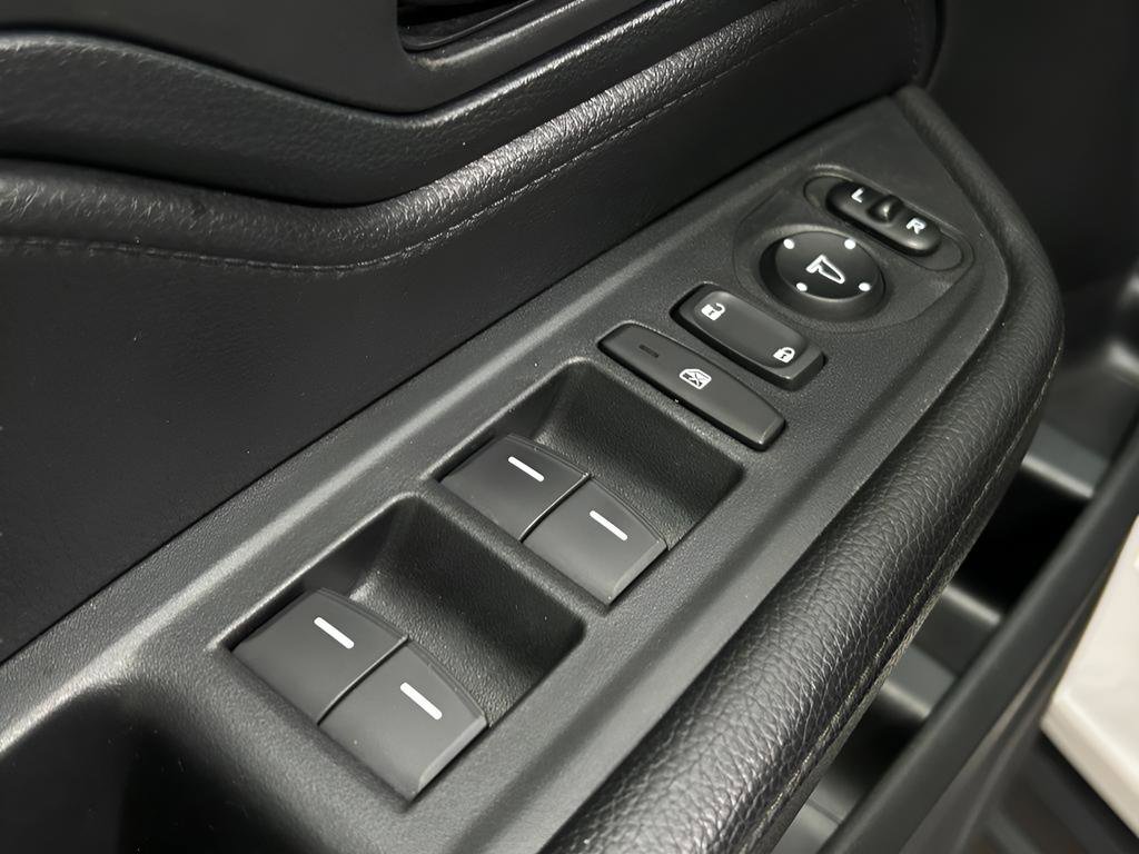 Used 2023 Honda Odyssey EX-L image 16