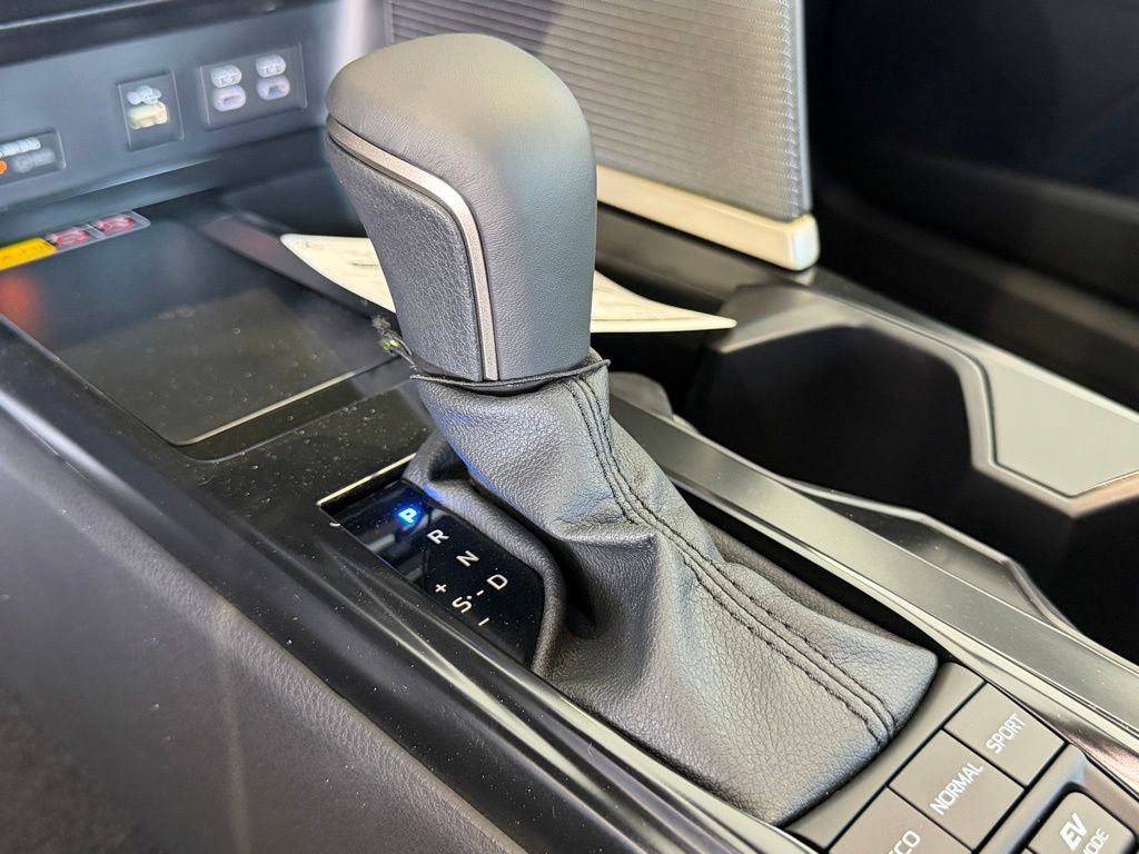 New 2026 Toyota Camry SE FWD image 24