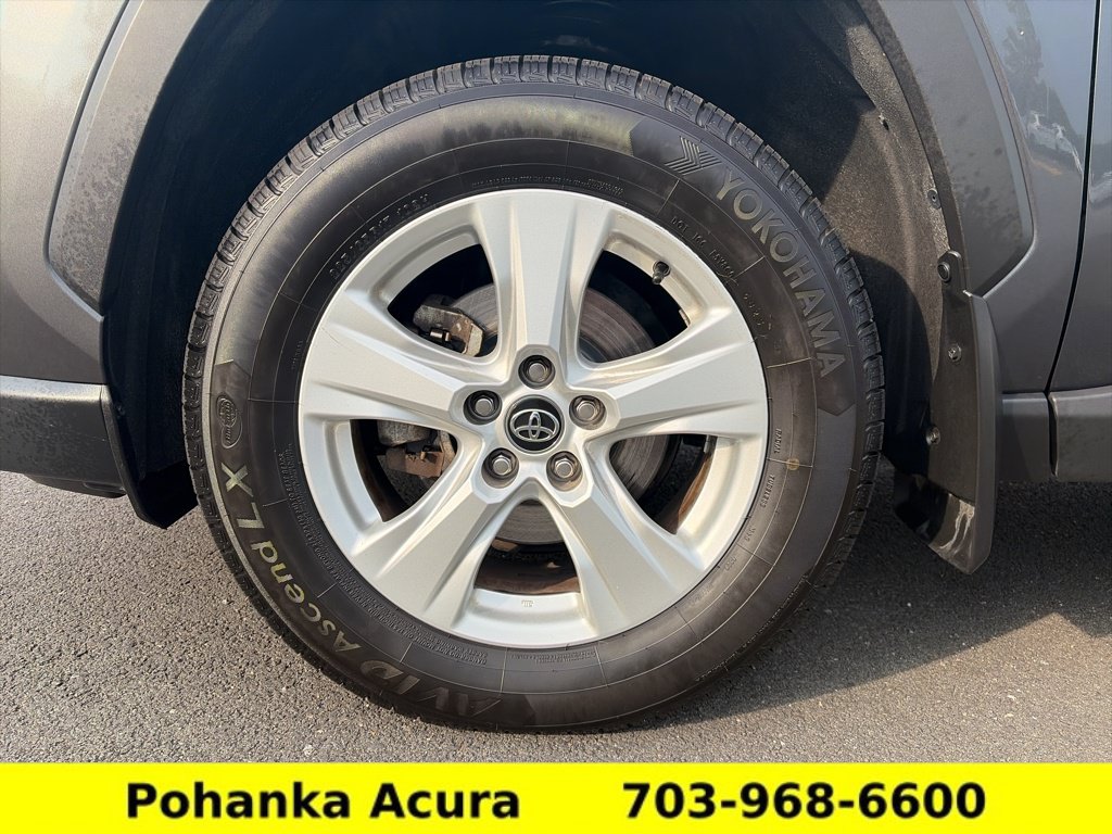 Used 2021 Toyota RAV4 XLE AWD/4WD image 23