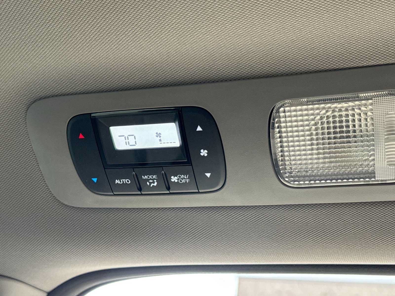 Used 2017 Honda Odyssey Touring image 39
