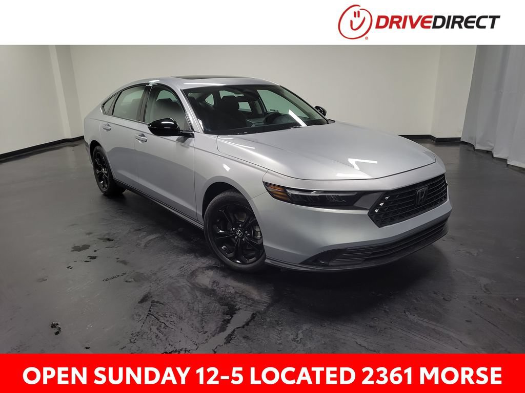 Used 2025 Honda Accord SE image 1