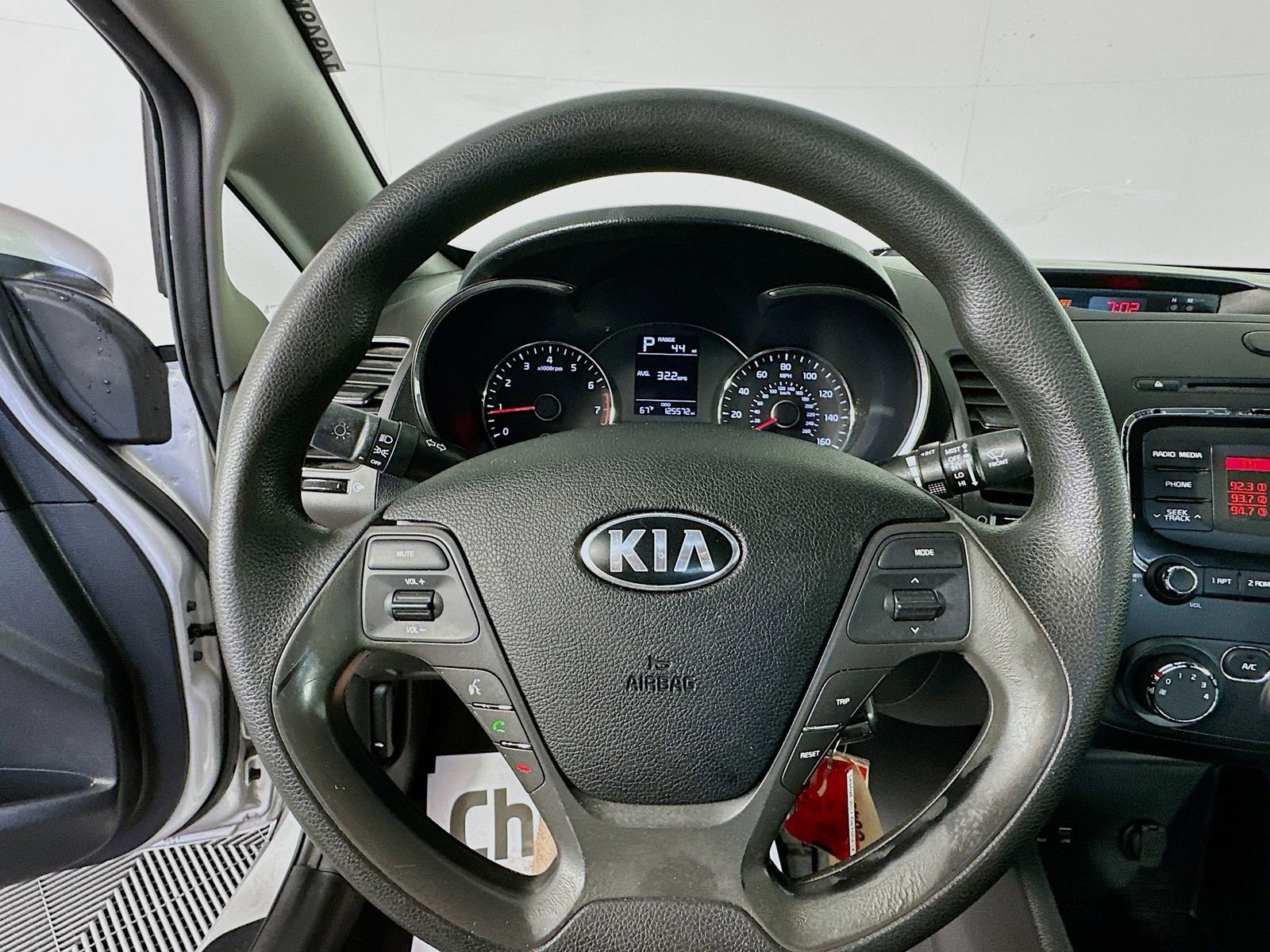 Used 2017 Kia Forte LX FWD image 11