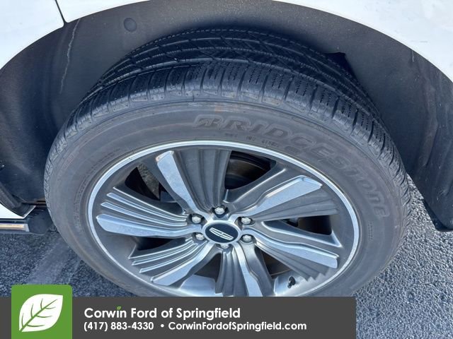 Used 2019 Lincoln Navigator Reserve image 15