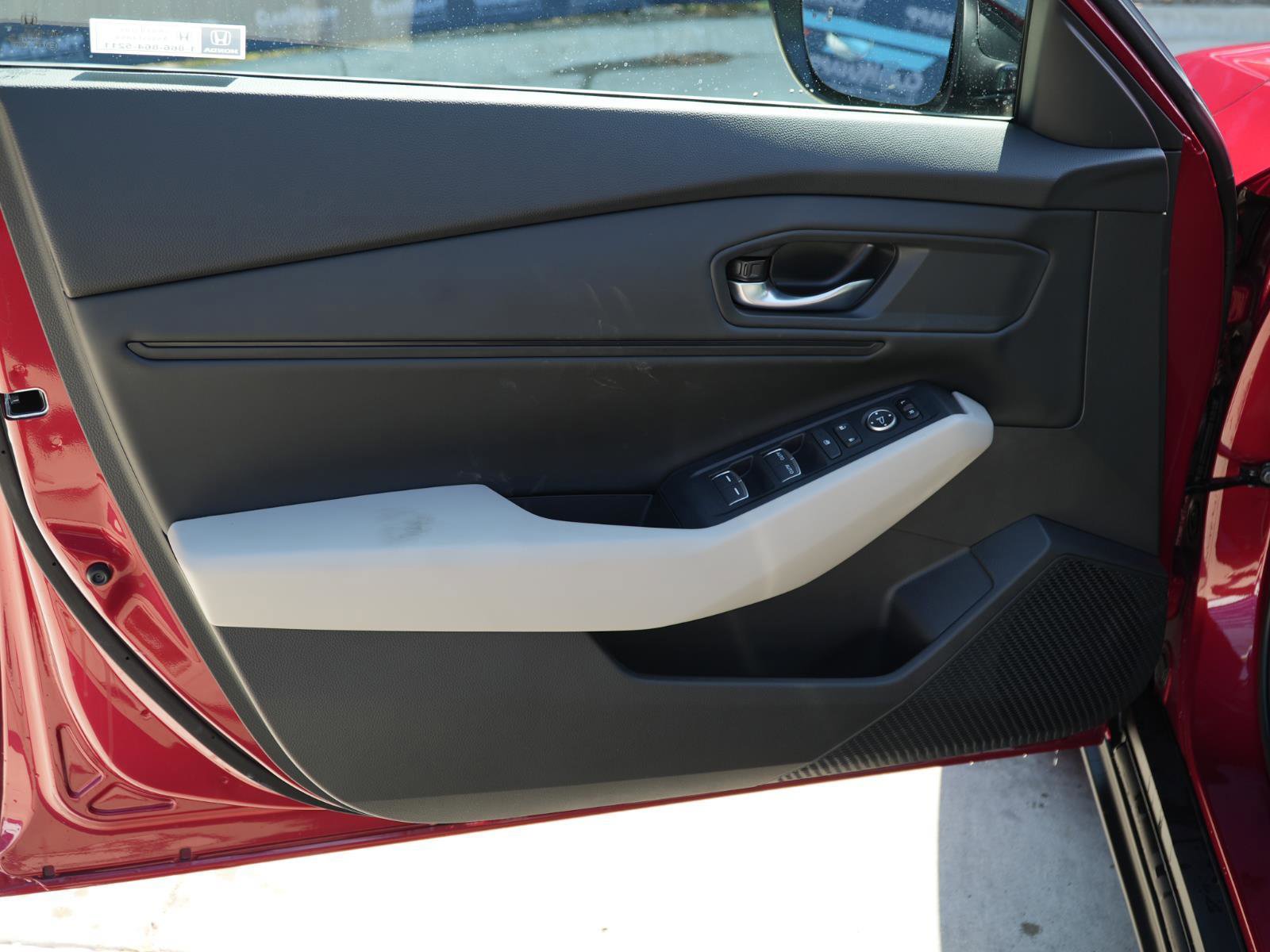 New 2025 Honda Accord SE image 13