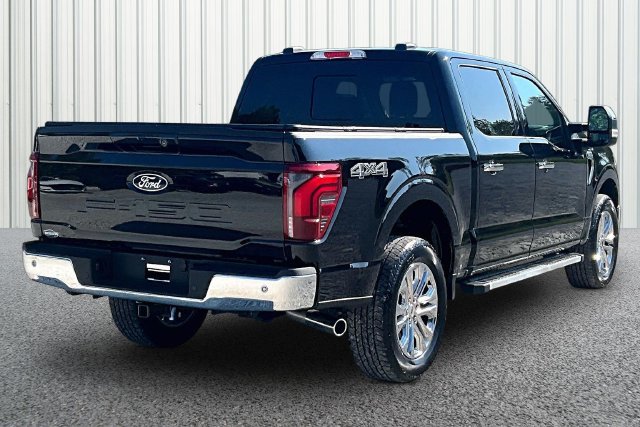 Used 2025 Ford F150 Lariat w/ Equipment Group 501A Mid AWD/4WD image 10