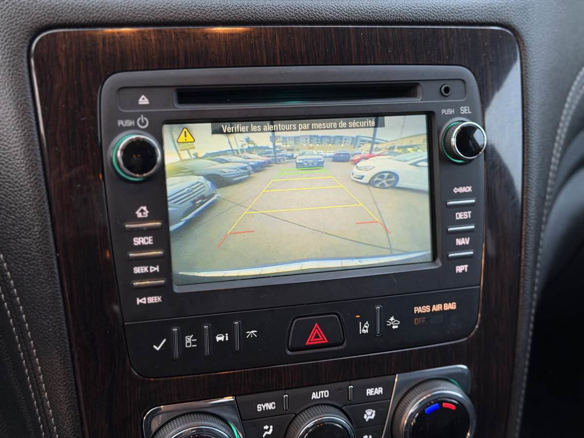 Used 2017 Chevrolet Traverse Premier AWD/4WD image 33