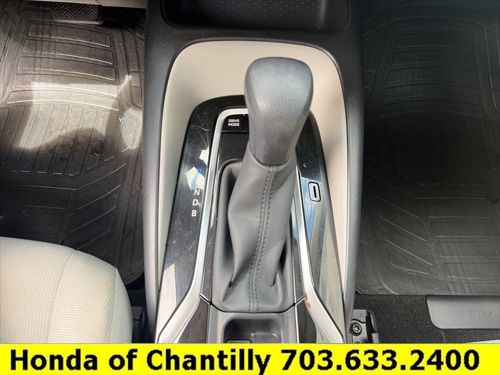 Used 2020 Toyota Corolla LE FWD image 17