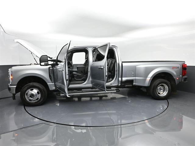 Used 2024 Ford F350 Lariat image 46
