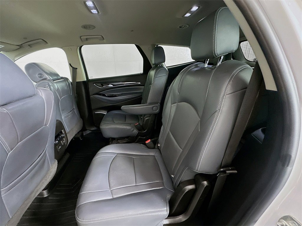 Used 2019 Buick Enclave Essence image 24