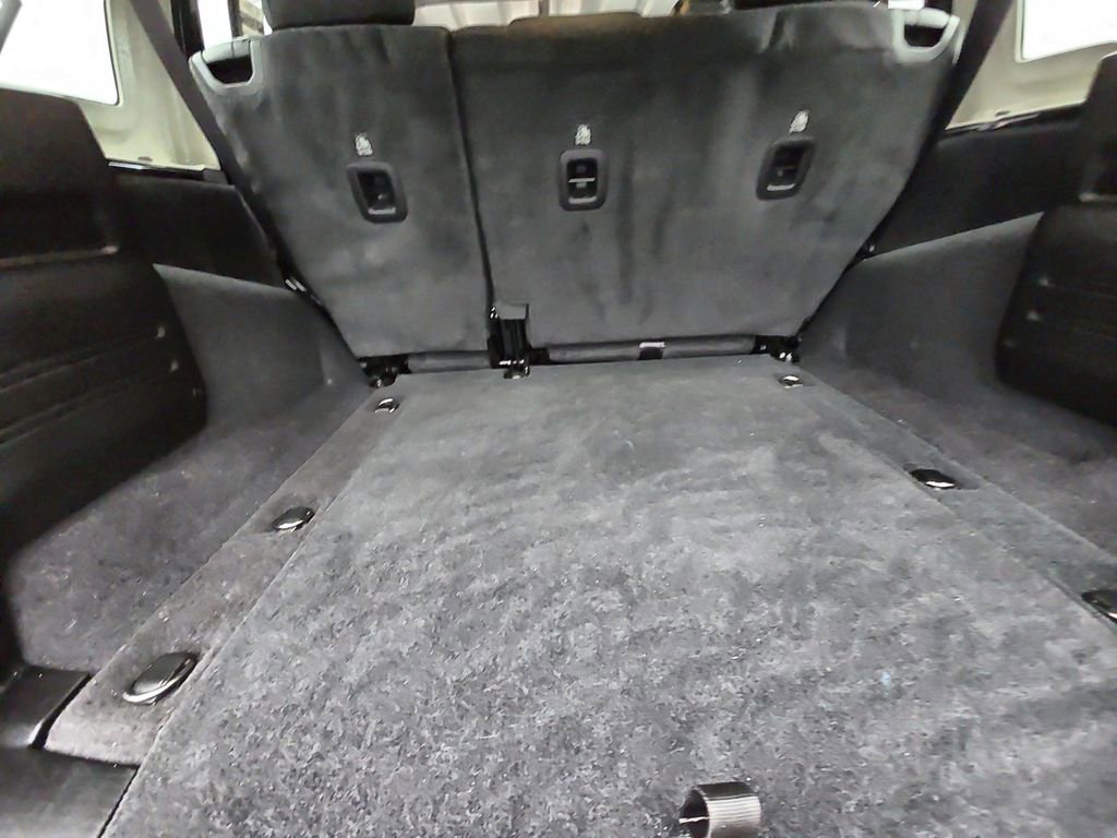 Used 2023 Jeep Wrangler Sport S AWD/4WD image 28