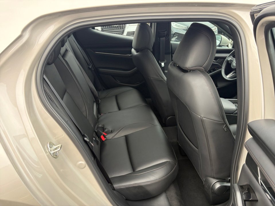 Certified 2025 MAZDA MAZDA3 s image 29