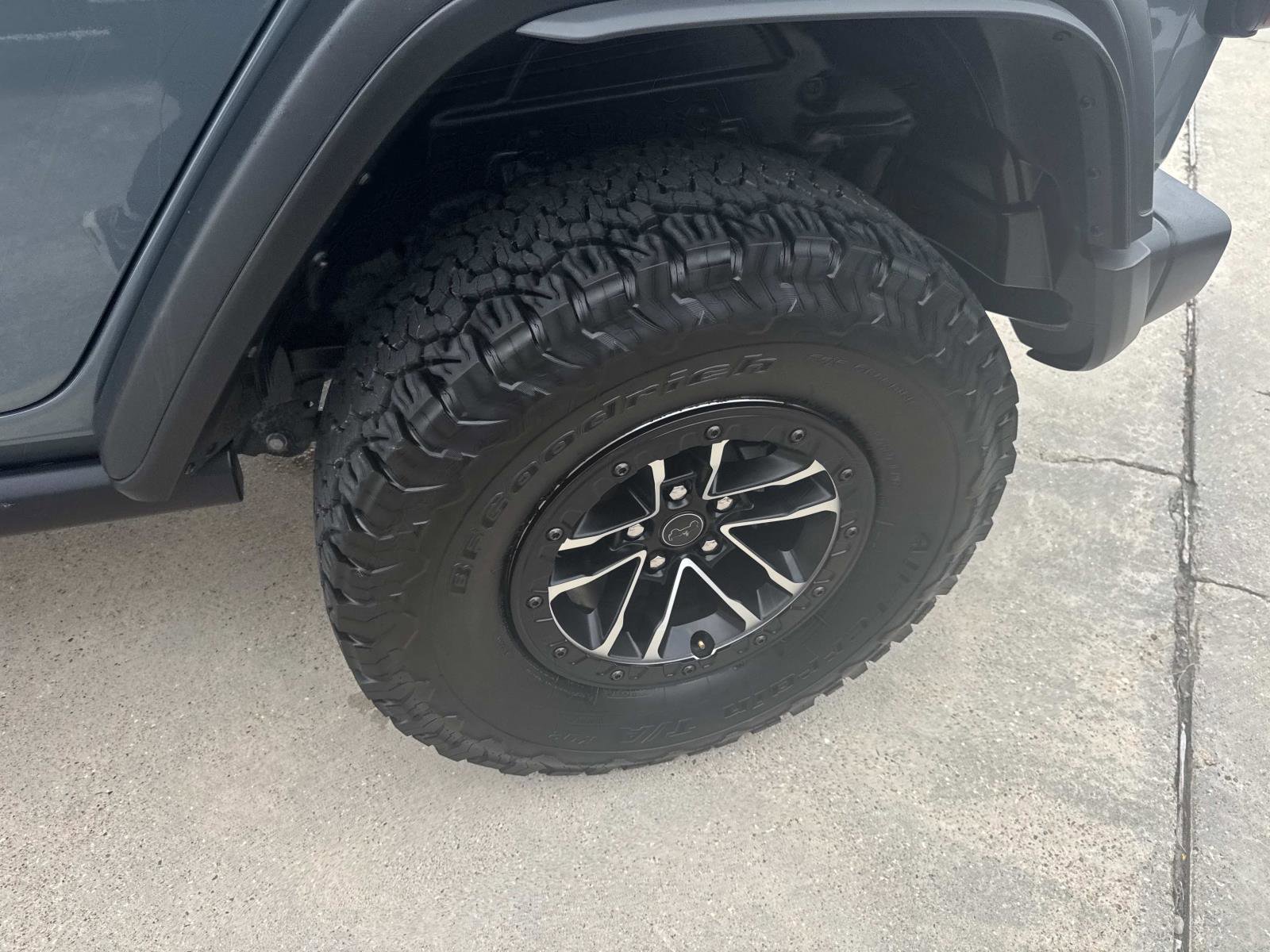 Certified 2025 Jeep Wrangler Unlimited Sport image 4