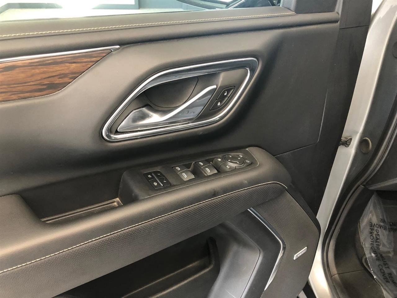 Used 2024 Chevrolet Tahoe Premier w/ Advanced Technology Package image 6