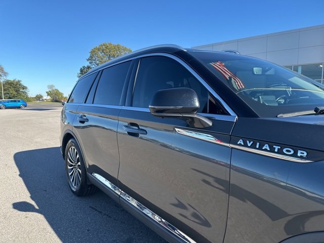 Used 2020 Lincoln Aviator Reserve w/ Elements Package Plus image 7