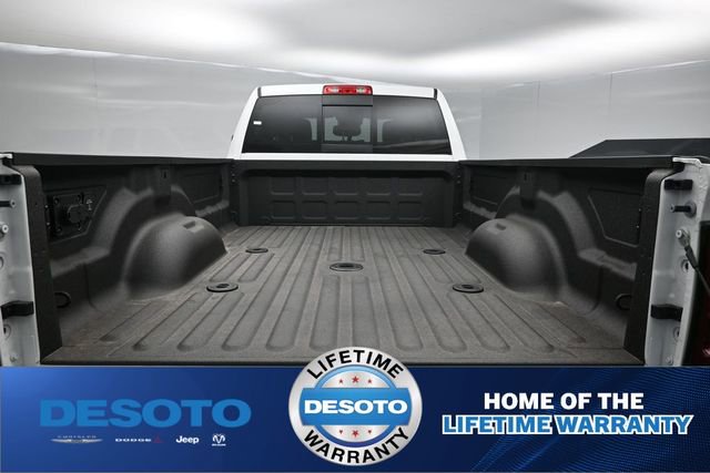 New 2026 RAM 3500 Tradesman AWD/4WD image 17