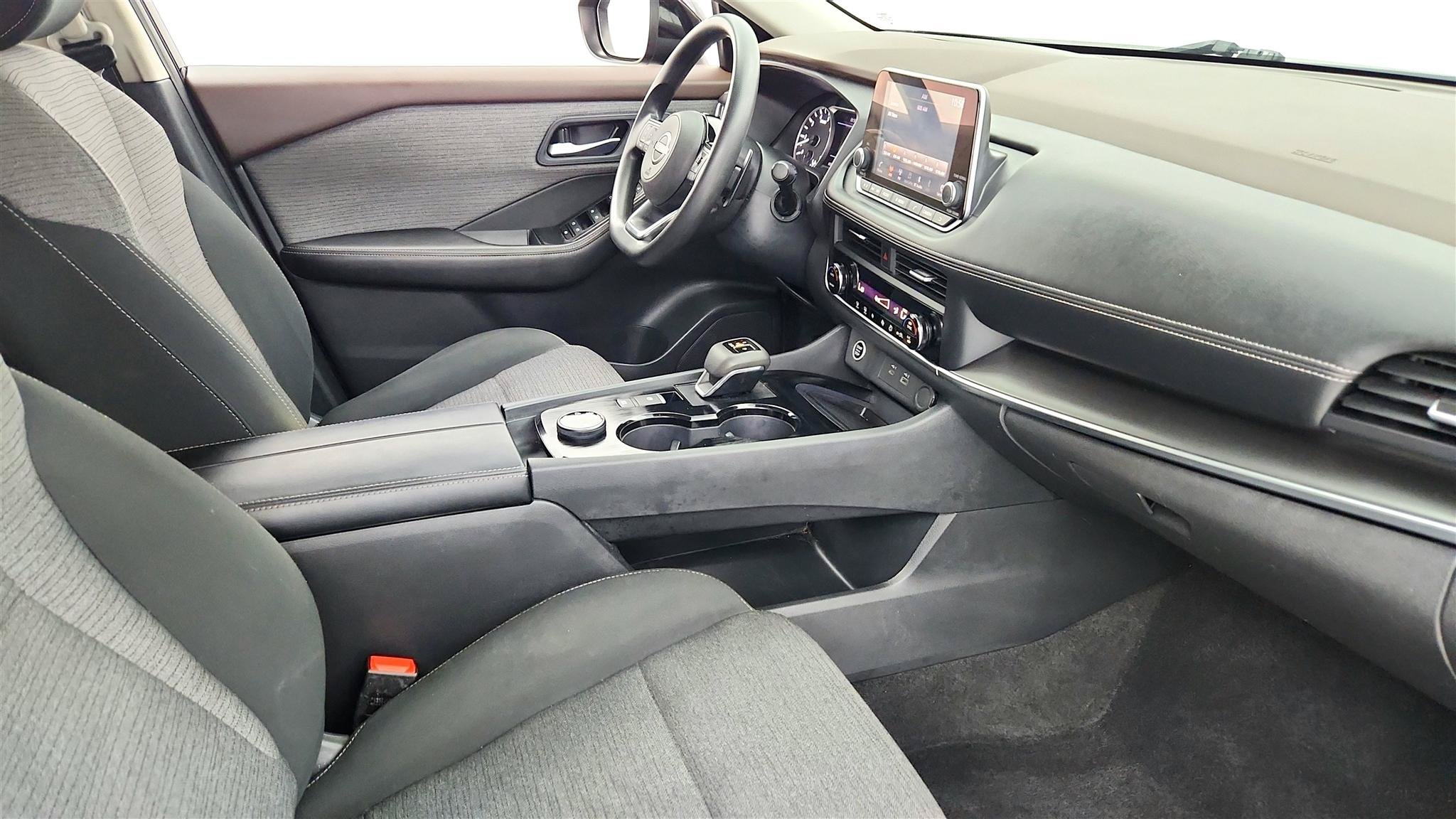 Used 2023 Nissan Rogue SV AWD/4WD image 18