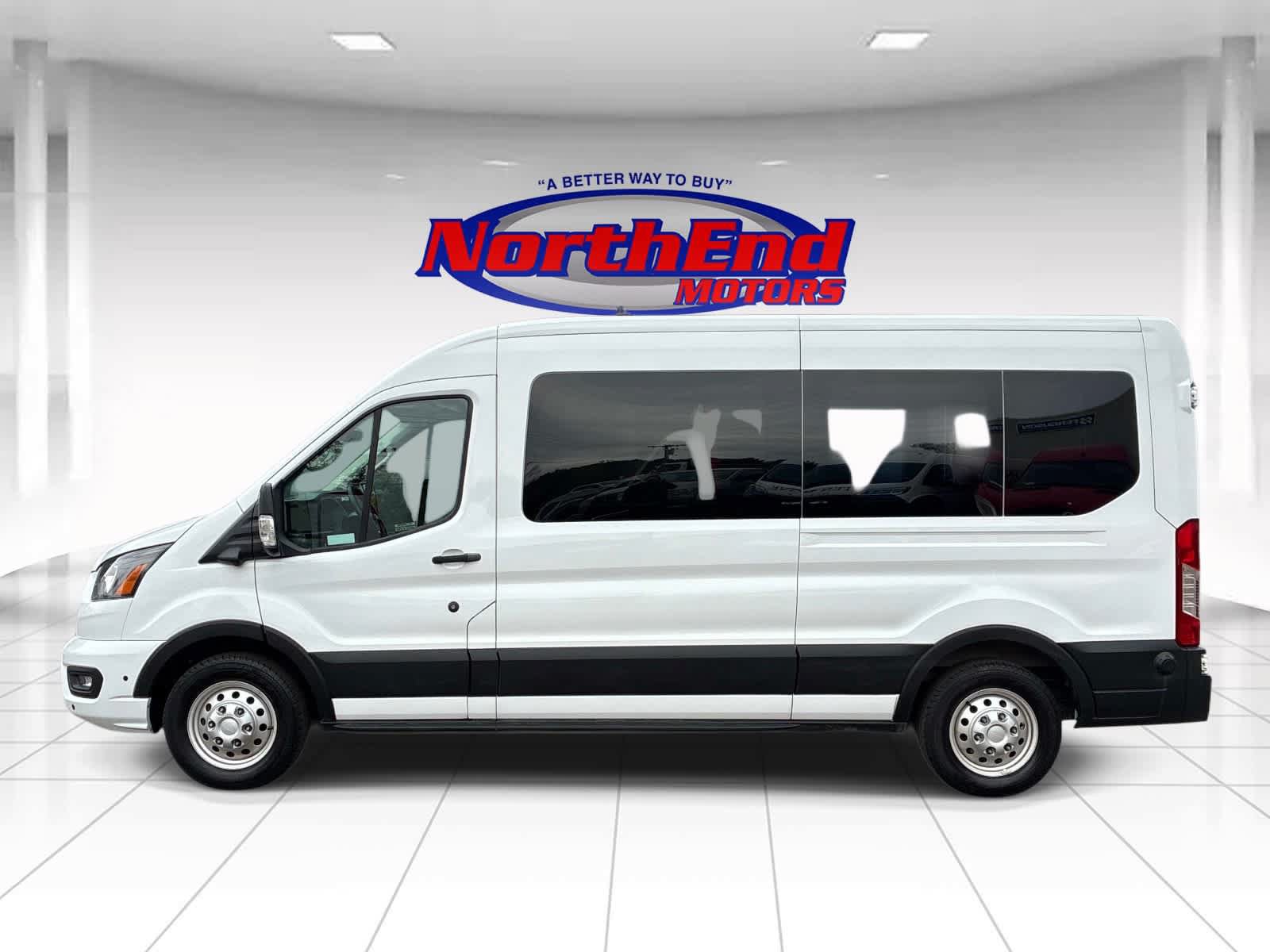 Used 2024 Ford Transit 350 XLT AWD/4WD image 4