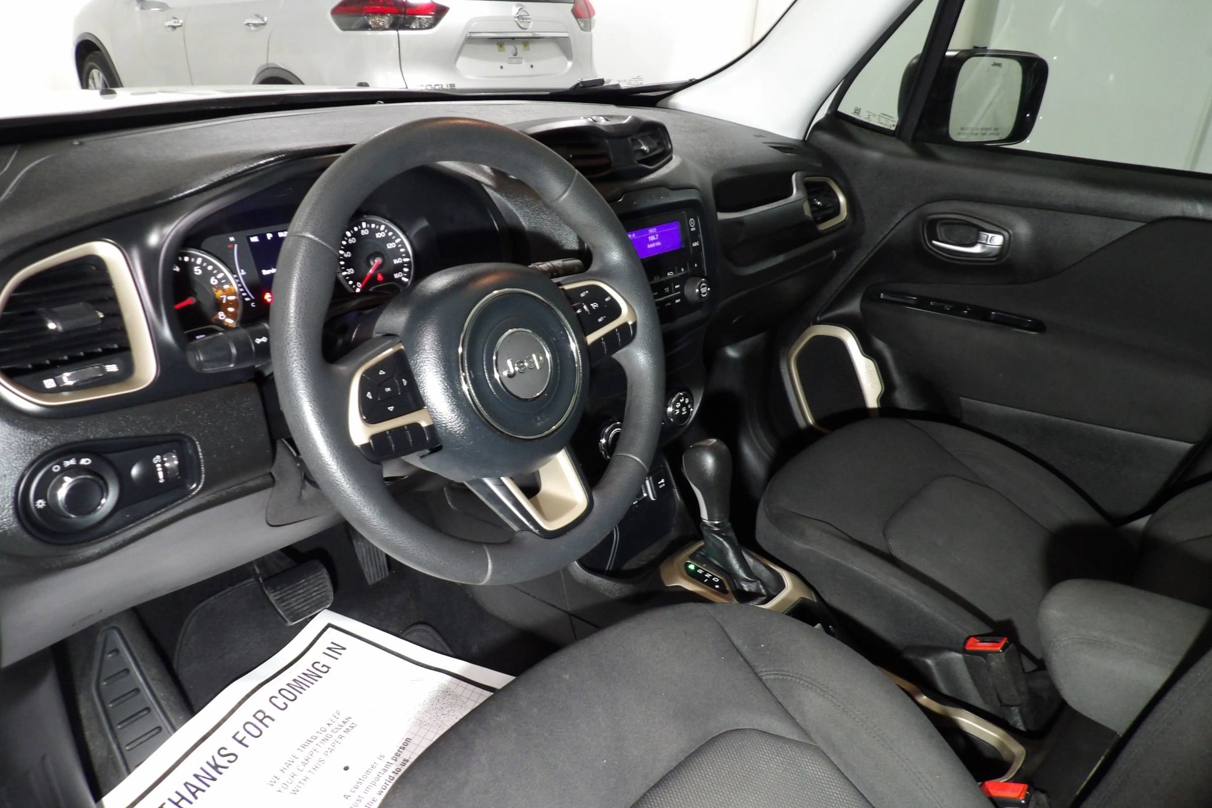 Used 2017 Jeep Renegade Sport w/ Power & Air Group FWD image 9