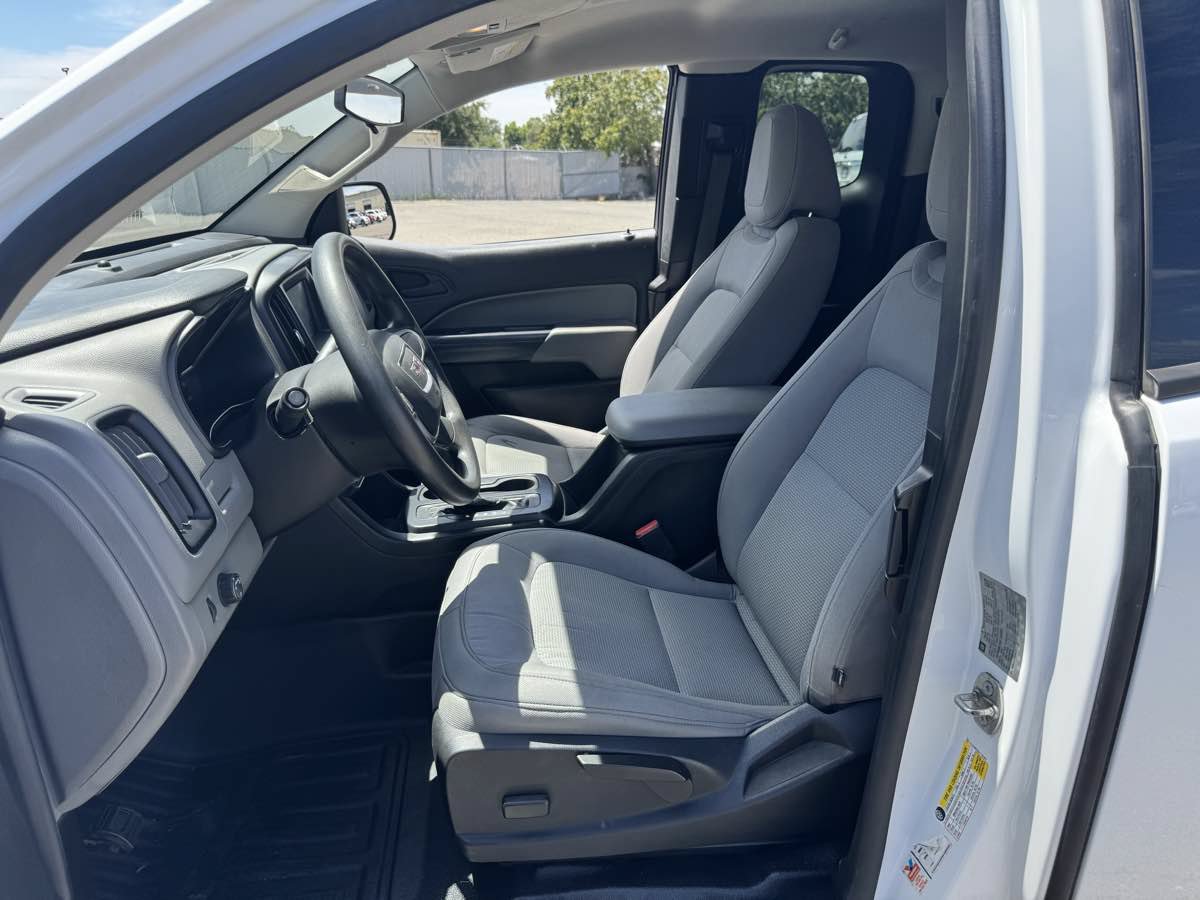 Used 2018 GMC Canyon W/T w/ Convenience Package RWD image 17