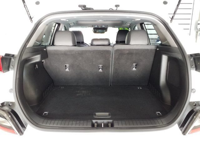 Used 2023 Hyundai Kona Limited w/ Cargo Package FWD image 14