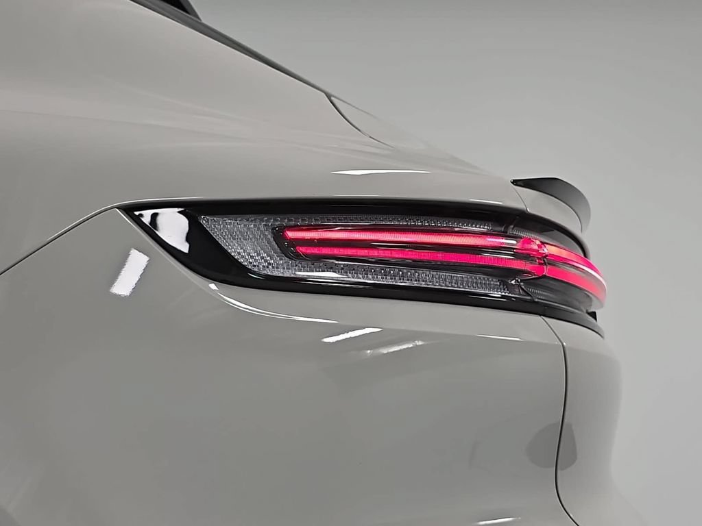 New 2026 Porsche Cayenne Coupe AWD/4WD image 30