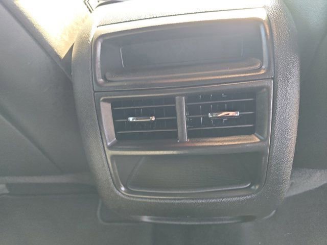 Used 2025 Cadillac XT5 Premium Luxury image 22