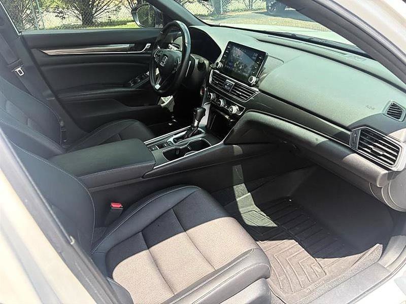 Used 2022 Honda Accord Sport image 30