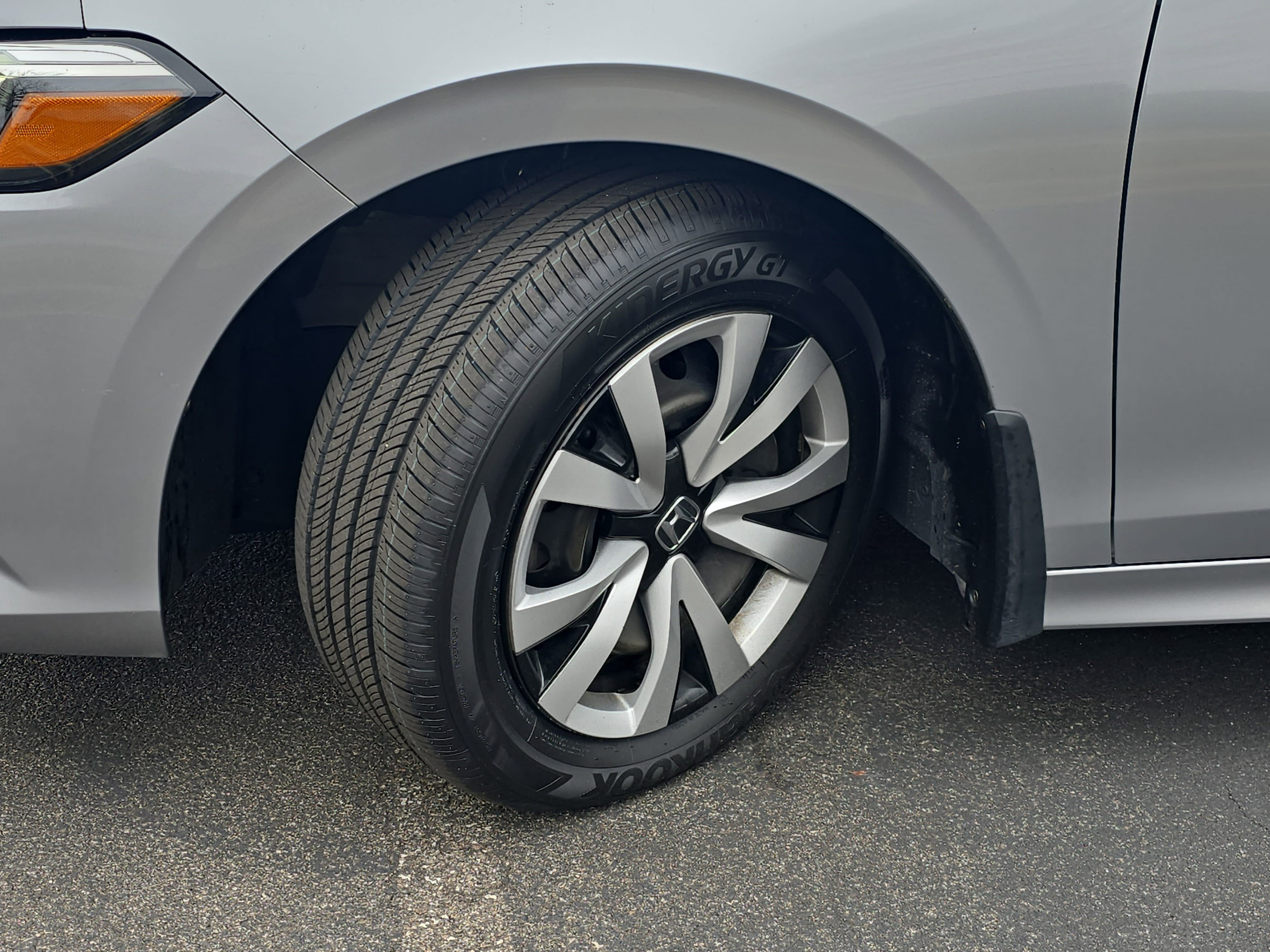 Used 2023 Honda Civic LX image 31