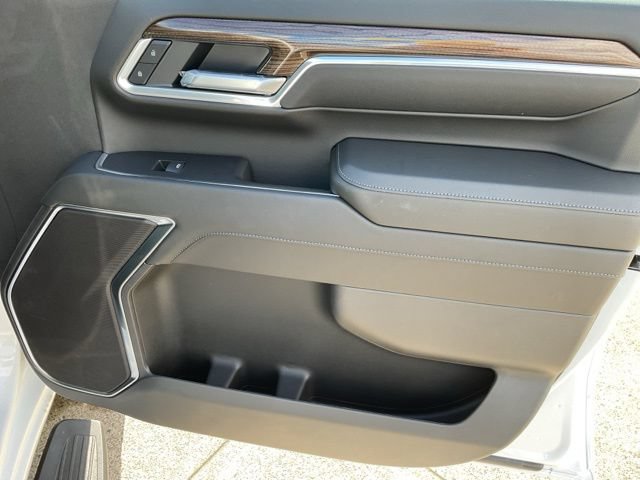 New 2025 Chevrolet Silverado 2500 LT w/ Safety Package AWD/4WD image 28