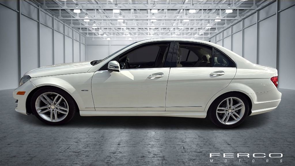 Used 2012 Mercedes-Benz C 250 Sedan image 2