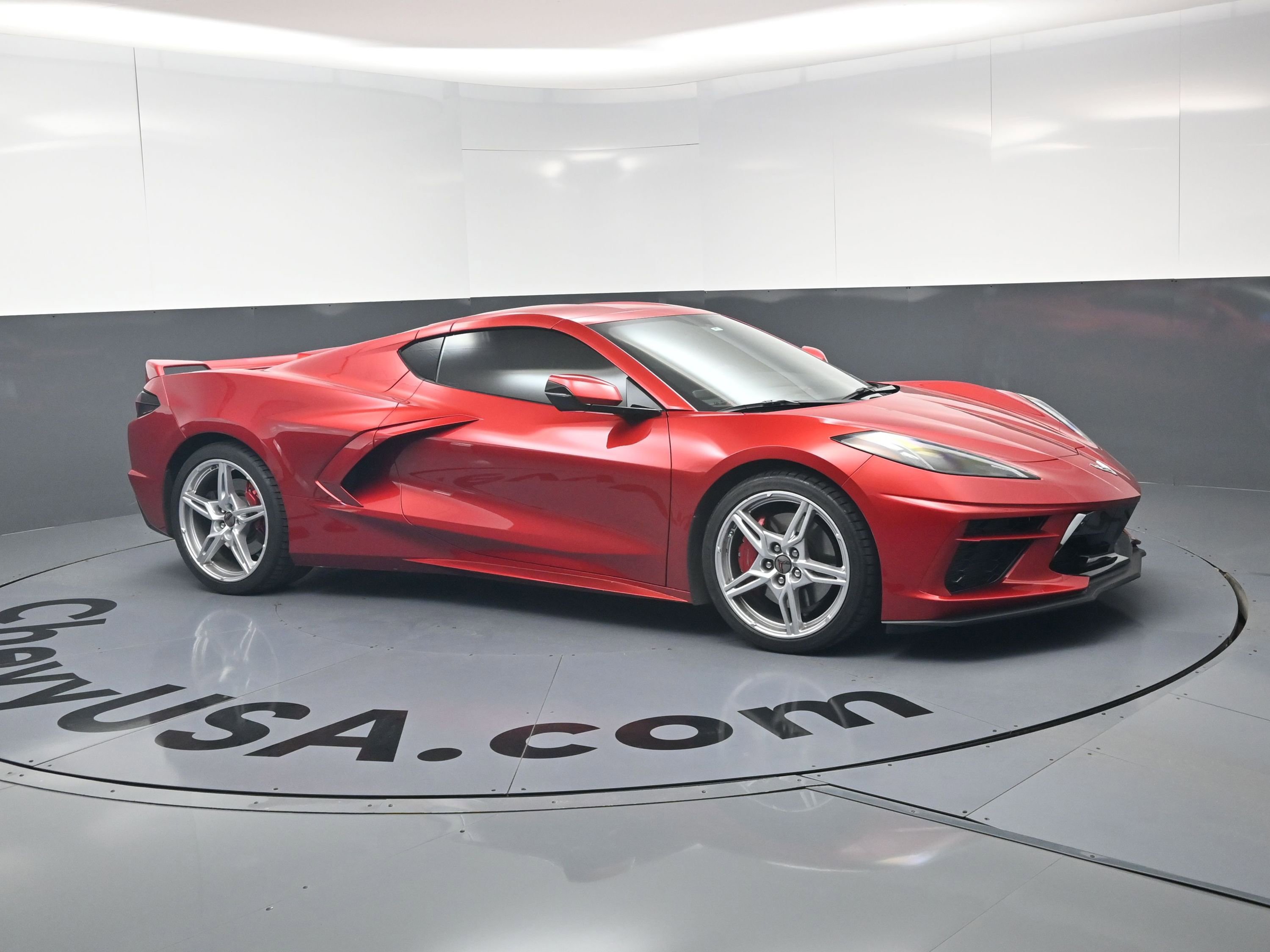 Used 2022 Chevrolet Corvette Stingray Preferred Cpe w/ Z51 Performance Package RWD image 2