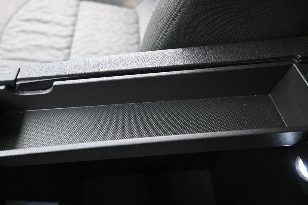 Used 2024 Chevrolet Equinox LT FWD image 31