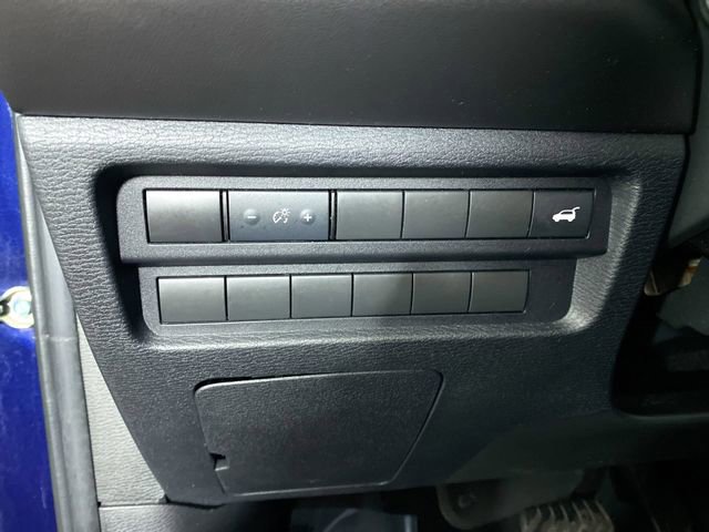 Used 2022 Mitsubishi Outlander SE image 12