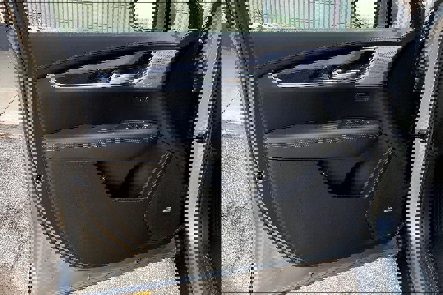 Certified 2025 Cadillac XT5 Premium Luxury image 23