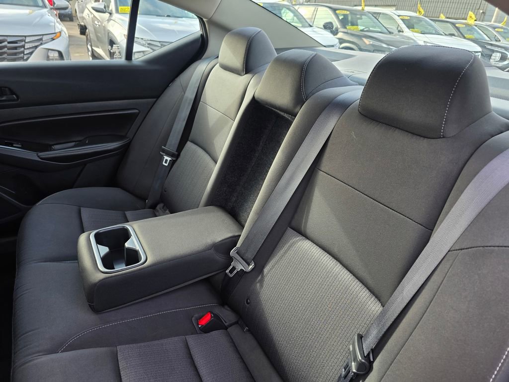 Used 2023 Nissan Altima 2.5 SV image 31